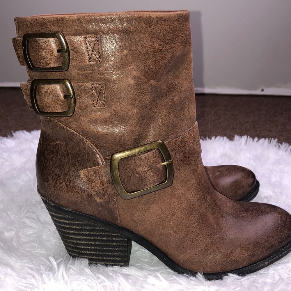 LIKE NEW Lucky Brand Brown Buckle Ankle Boots